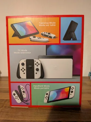 Nintendo Switch Oled Edición blanca + Mario Wonder