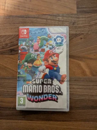 Nintendo Switch Oled Edición blanca + Mario Wonder
