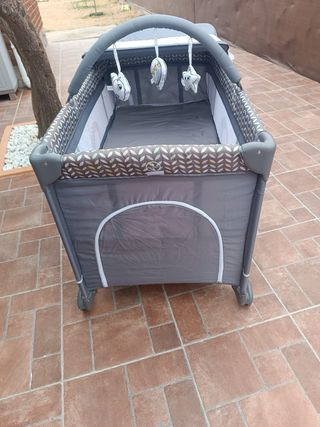 Cuna de viaje Lionelo
