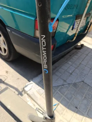 Se venden 3 patinetes eléctricos
