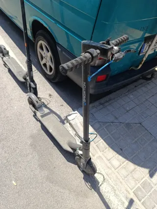 Se venden 3 patinetes eléctricos