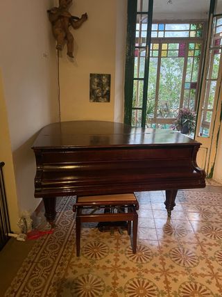 Piano de cola Neumeyer Berlín 1906 Restaurado
