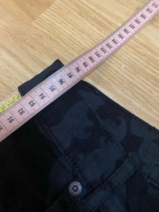 Pantalones vaqueros SikSilk.