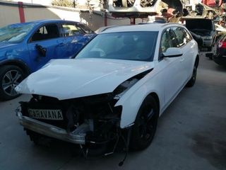 Centralita motor audi 03l906018jp a4 avant 2106148