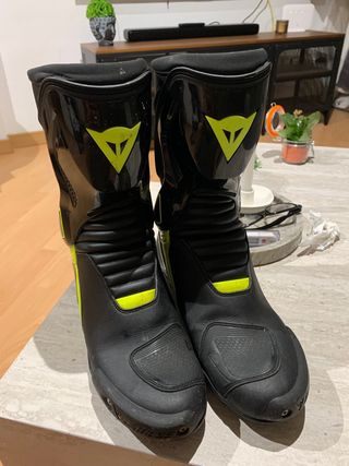 Botas nexus Dainese Negras y Flúor