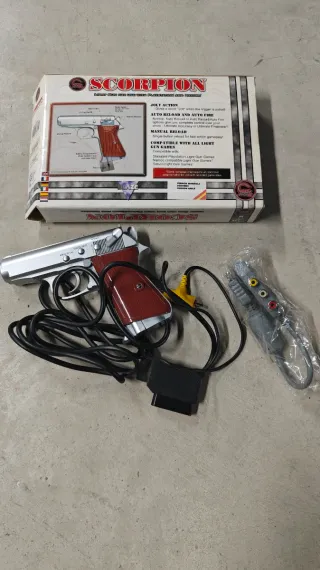 Pistola Scorpion Light Gun PS1 / PS2