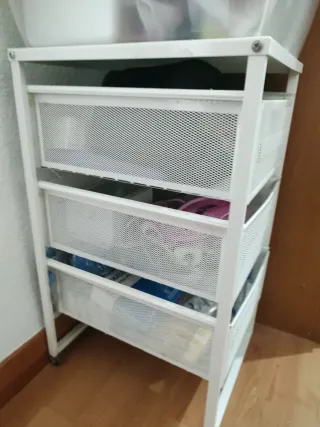 Cajonera metálica blanca