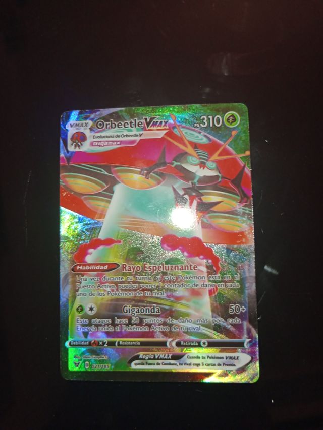 Carta Pokémon Orbeetle VMAX 310 HP