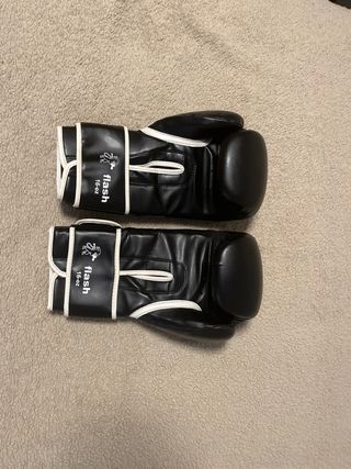 Guantes de Boxeo Leone Negros