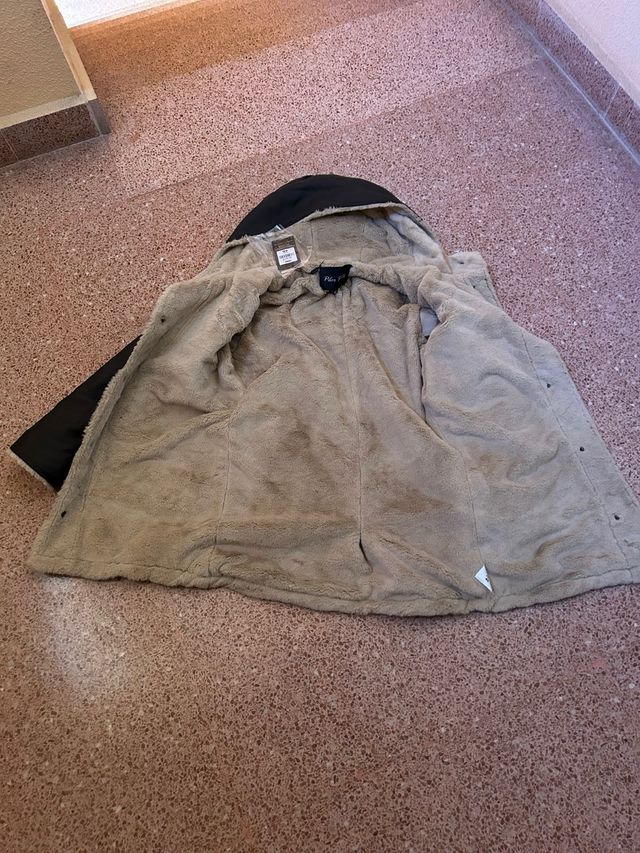 Cazadora negra con forro beige Talla M