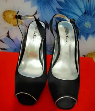 ZAPATOS DE FIESTA CON BRILLO NEGROS.