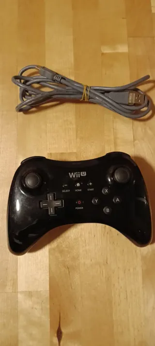 Mando Wii U Pro Negro