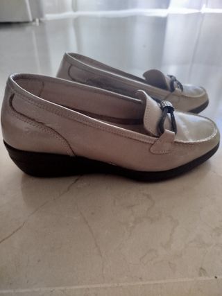 Mocasines 24 Horas Dorados Mujer Talla 35