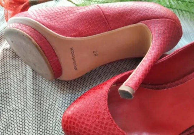 ZAPATOS TACÓN ROJOS MARYPAZ.