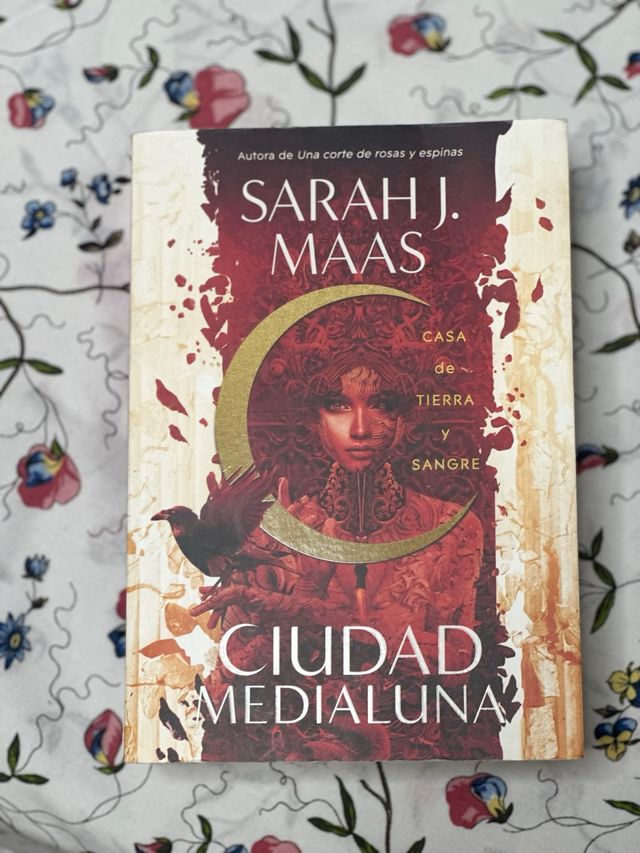 Casa de tierra y sangre (Ciudad Medialuna 1)