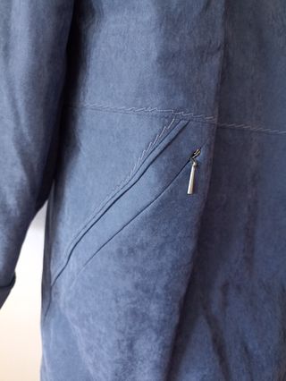Chaqueta azul marino tipo ante suave – Talla 48