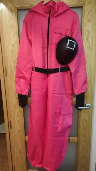 Traje rosa Juegos del Calamar + Máscara y guantes 