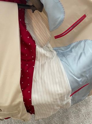 Blazer bege com forro vermelho Nuno Gama