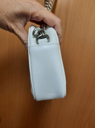 Bolso bandolera blanco acolchado Stradivarius