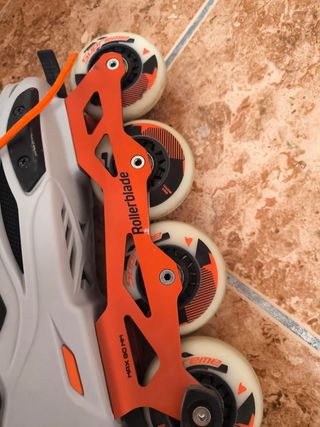 Patines Rollerblade Naranja y Negro
