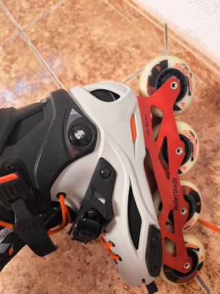 Patines Rollerblade Naranja y Negro

