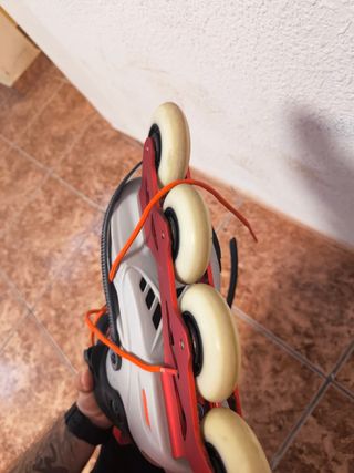 Patines Rollerblade Naranja y Negro
