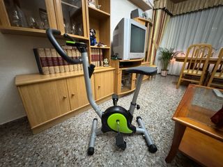 Bicicleta estática Jocca nueva sin usar