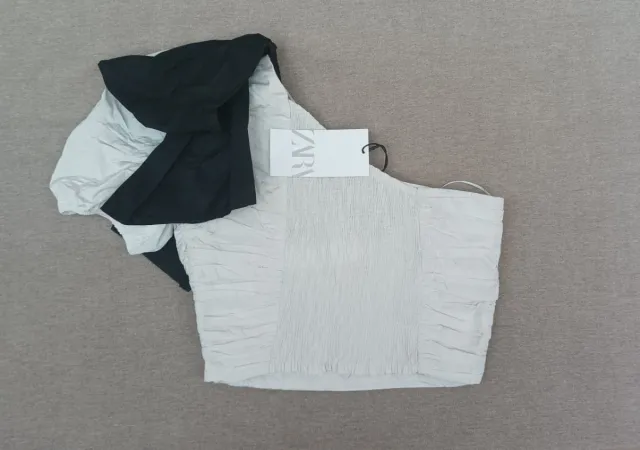 Top asimétrico Zara mujer Talla S