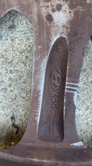Llanta r16 hyundai ix35 sle 2wd 214427