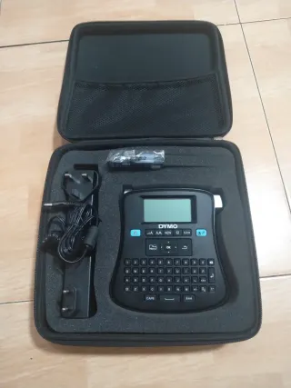 Impresora de etiquetas Dymo LabelManager 210D+