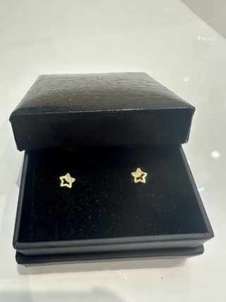 Pendientes de oro con circonitas
