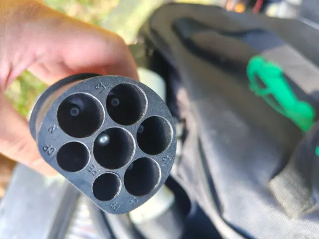 Cable de carga vehículo eléctrico 