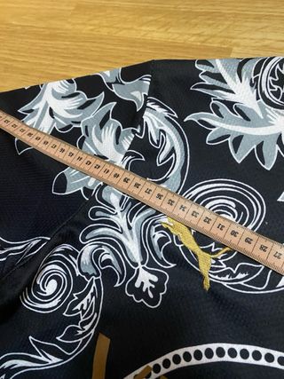 Camiseta Versace Italia Negra y Dorada