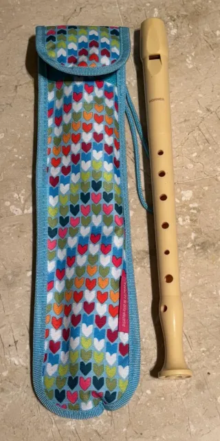 Flauta + funda de Agatha Ruiz de la Prada.