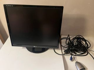 Monitor LG Flatron + Ratón Genius