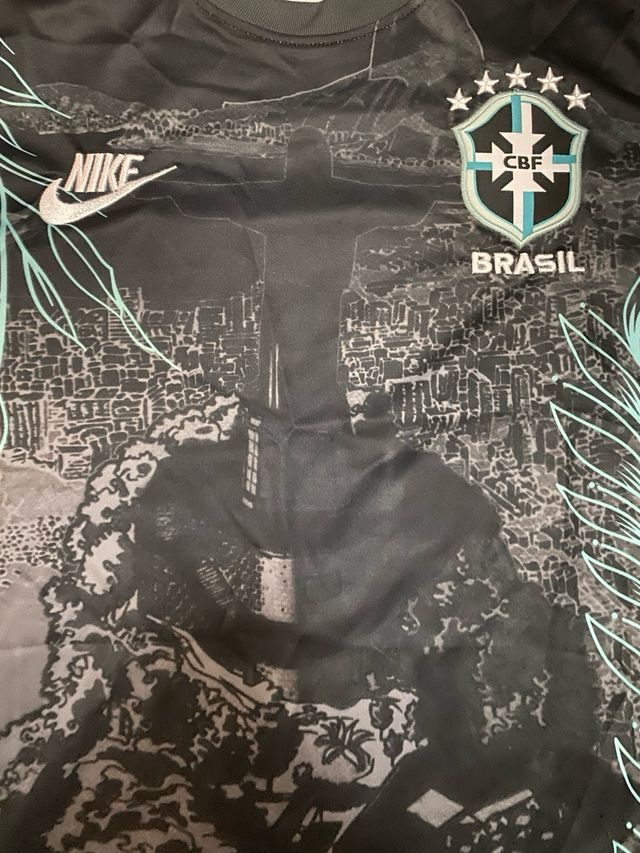 Camiseta Nike Brasil Cristo Redentor