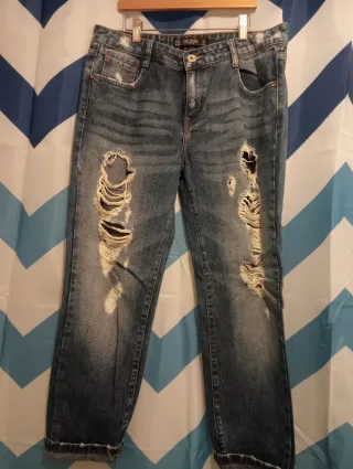 Pantalones vaqueros Zara rotos