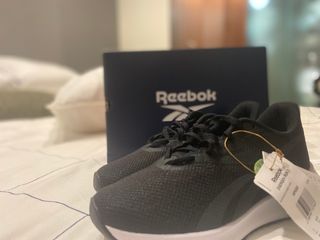 Zapatillas Reebok Negras Talla 37.5 Sin Uso