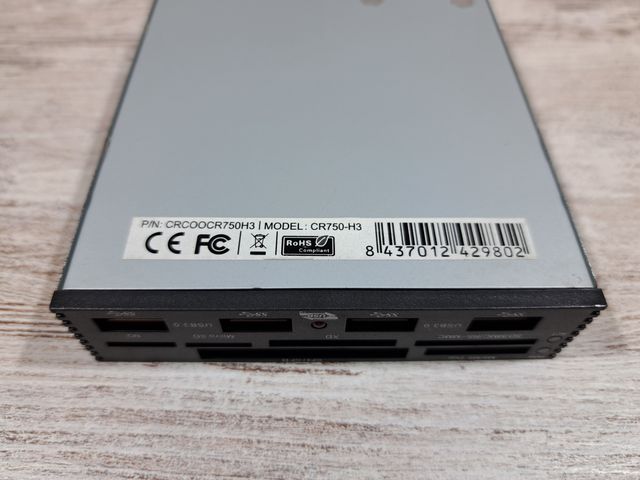 Lector de tarjetas CoolBox CR750-H3 con USB 3.0