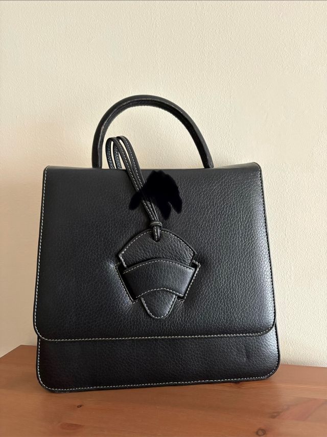 Bolso de piel negro