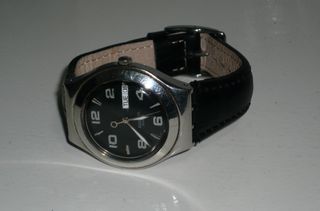 Reloj Swatch Irony Mujer Negro/Plata