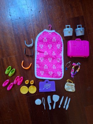 Barbie accessori vari e scarpe vintage anni '90