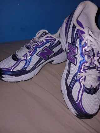 Zapatillas New Balance 740 Moradas Blancas