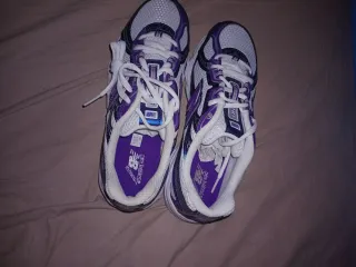 Zapatillas New Balance 740 Moradas Blancas