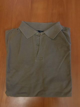 Polo básico marrón básico