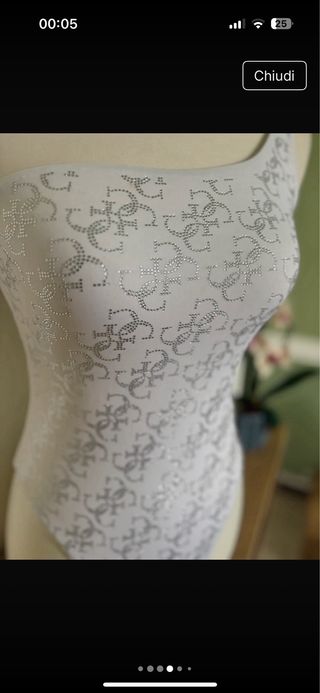 Costume intero Guess monospalla logo argento