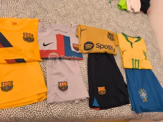 Equipaciones fútbol FC Barcelona y Brasil vend pak