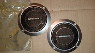Tapas de altavoces Pioneer para coche