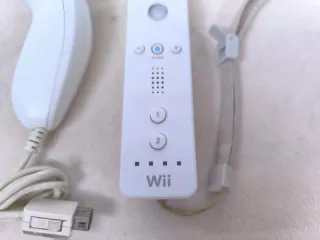 Mando Wii Nintendo + Nunchuk