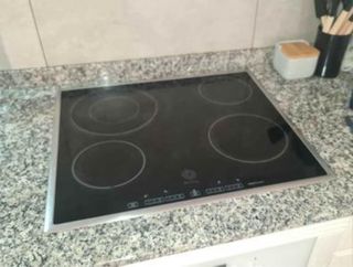 Cambio de vitrocerámica, horno y campana extractor